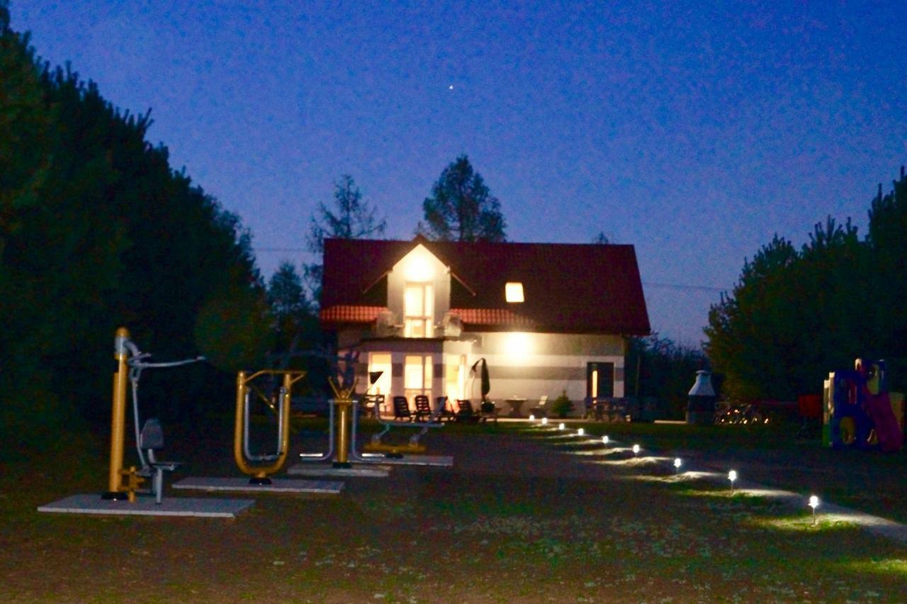 White Lake Villa ゴスティニン エクステリア 写真